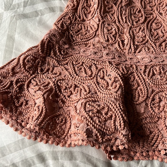 Mauve backless embroidered dress - NWOT - Picture 7 of 7